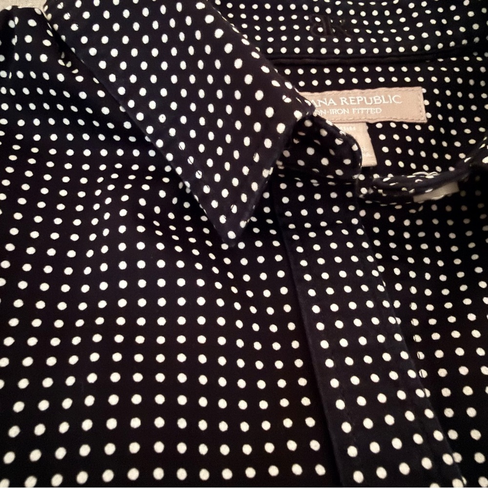 Banana Republic No-Iron Fitted Shirt | Black Polka Dot Button-Up - Picture 5 of 16